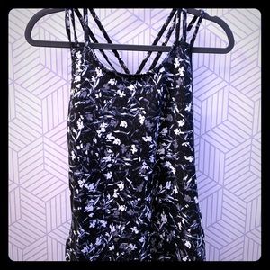 Women's Athletic Top- super cute!